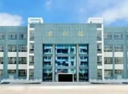 曲靖市陸良職業(yè)技術(shù)學(xué)校