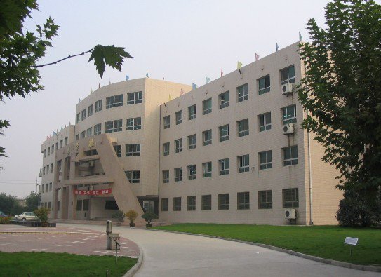 陜西師范大學(xué)附屬中學(xué)（陜師大附中）圖片