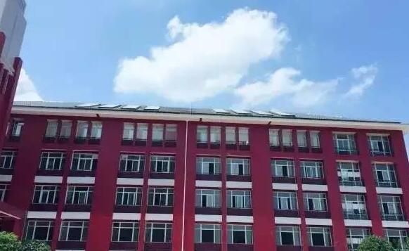 長(zhǎng)郡郡維實(shí)驗(yàn)中學(xué)圖片