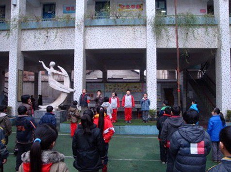武漢市漢陽區(qū)車站小學(xué)圖片