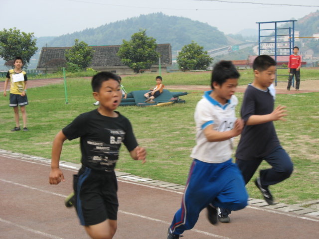 長沙市雨花區(qū)洞井小學(xué)圖片