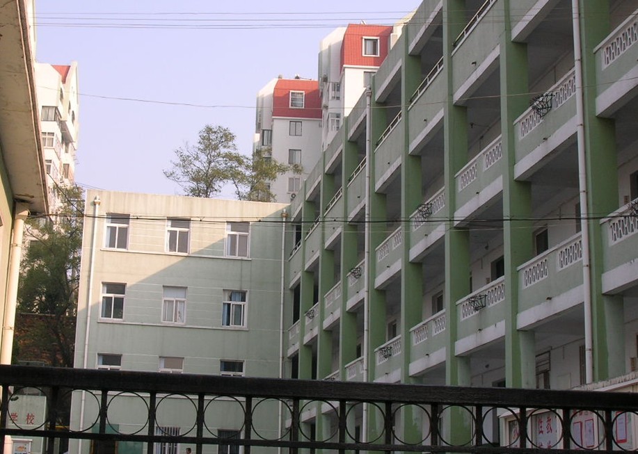 青島市市北區(qū)無(wú)棣四路小學(xué)圖片