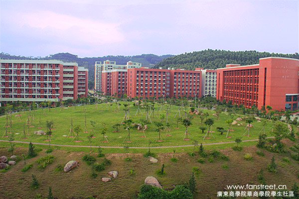 濟(jì)南市長(zhǎng)清區(qū)第五中學(xué)圖片