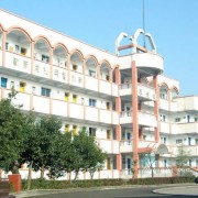 開陽第四中學(xué)圖片