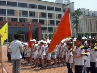 東莞市石排諾培小學(xué)圖片