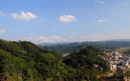 三穗縣中等職業(yè)學(xué)校