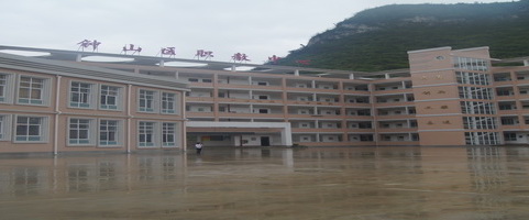 六盤水市鐘山區(qū)職業(yè)技術(shù)學(xué)校圖片