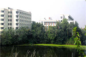 武勝萬善職業(yè)中學(xué)
