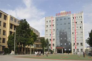 蘭州鐵路技師學(xué)院（蘭州鐵路技工學(xué)校）