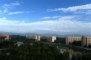 內(nèi)江鐵路機(jī)械學(xué)校成都校區(qū)圖片