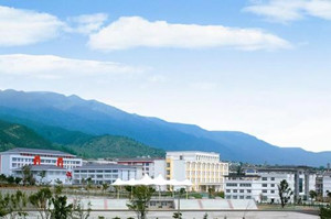 云南建設(shè)學(xué)校